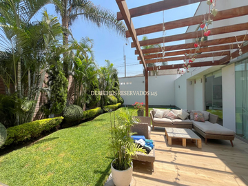 LINDA CASA EN CONDOMINIO DE 3 CASAS EN EL SOL DE LA MOLINA