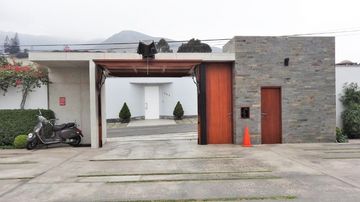 LINDA CASA EN CONDOMINIO EN LA MOLINA - BEL AIR  CDRA 3 - CASA 3