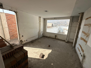 TERRENO VENTA LA MOLINA, SOL DE LA MOLINA, AT.461.18 M2.