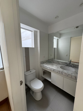 PENT HOUSE DE 282 M²  CON VISTA A LA CALLE EN SAN BORJA