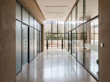 VENTA LOCAL COMERCIAL EN SURCO (609-614-29)