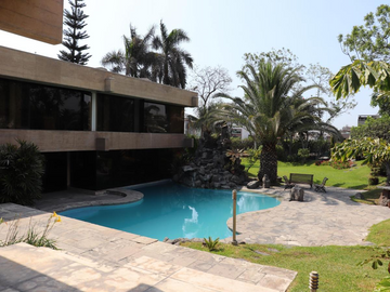 ¡CASUARINAS! EL CASCAJAL - VENDO CASA DE 2650 M²
