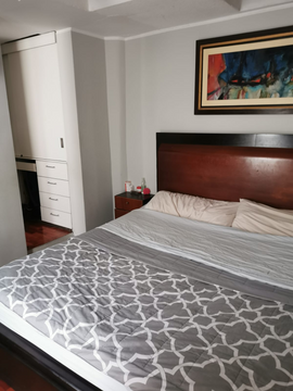 SE VENDE TRIPLEX EN URB. HIGUERETA EN SURCO