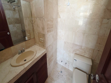 DEPARTAMENTO EN VENTA | VISTA CALLE | 3 DORM + ESTACIONAMIEN
