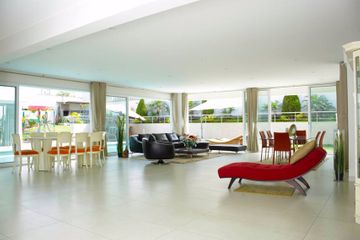 VENTA CASA EN LAS LAGUNAS - LA MOLINA
