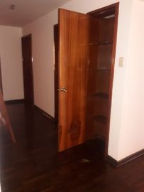 VENDO DEPARTAMENTO AMPLIO EN SAN BORJA